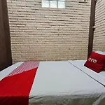 OYO 90712 Wisma Acidalia Syariah