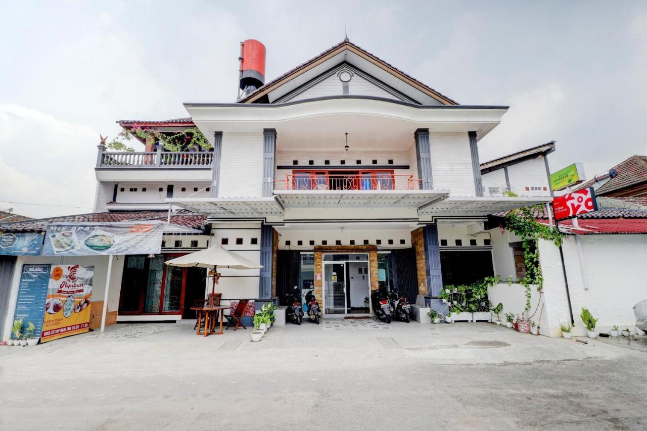 Hotel Oyo 90712 Acidalia Syariah 2*